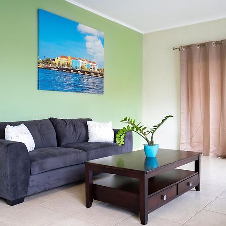 Delynne Boutique Hotel Willemstad Bagian luar foto