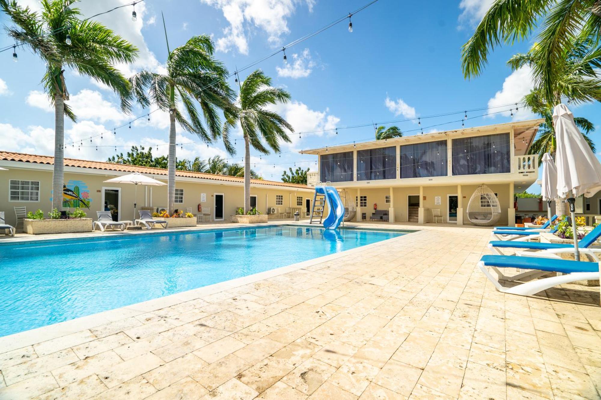 Delynne Boutique Hotel Willemstad Bagian luar foto