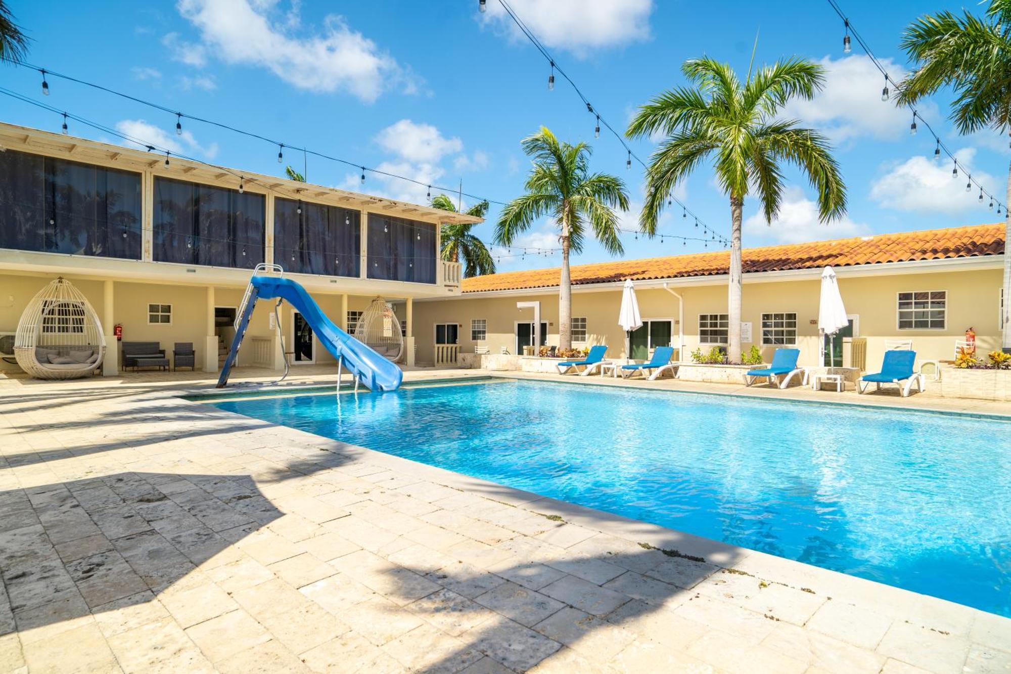 Delynne Boutique Hotel Willemstad Bagian luar foto